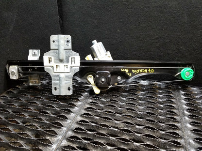 07-12 GMC Acadia Door Window Regulator Motor Front Right Passenger OEM