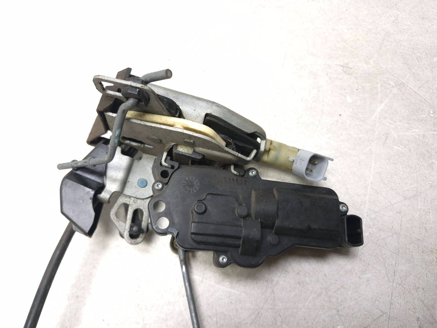 2008 Lincoln Navigator Rear Door Lock Latch Actuator Driver Side Left  OEM
