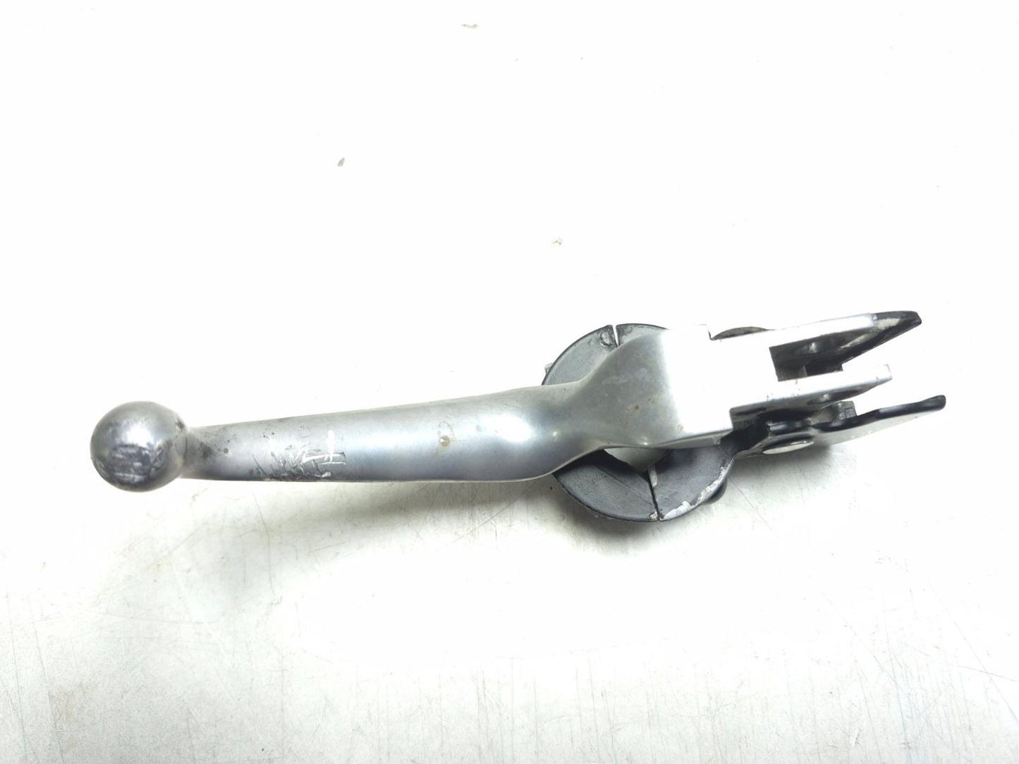 2008 Harley-davidson Dyna Fat Bob Fxdf Clutch Lever & Bracket OEM