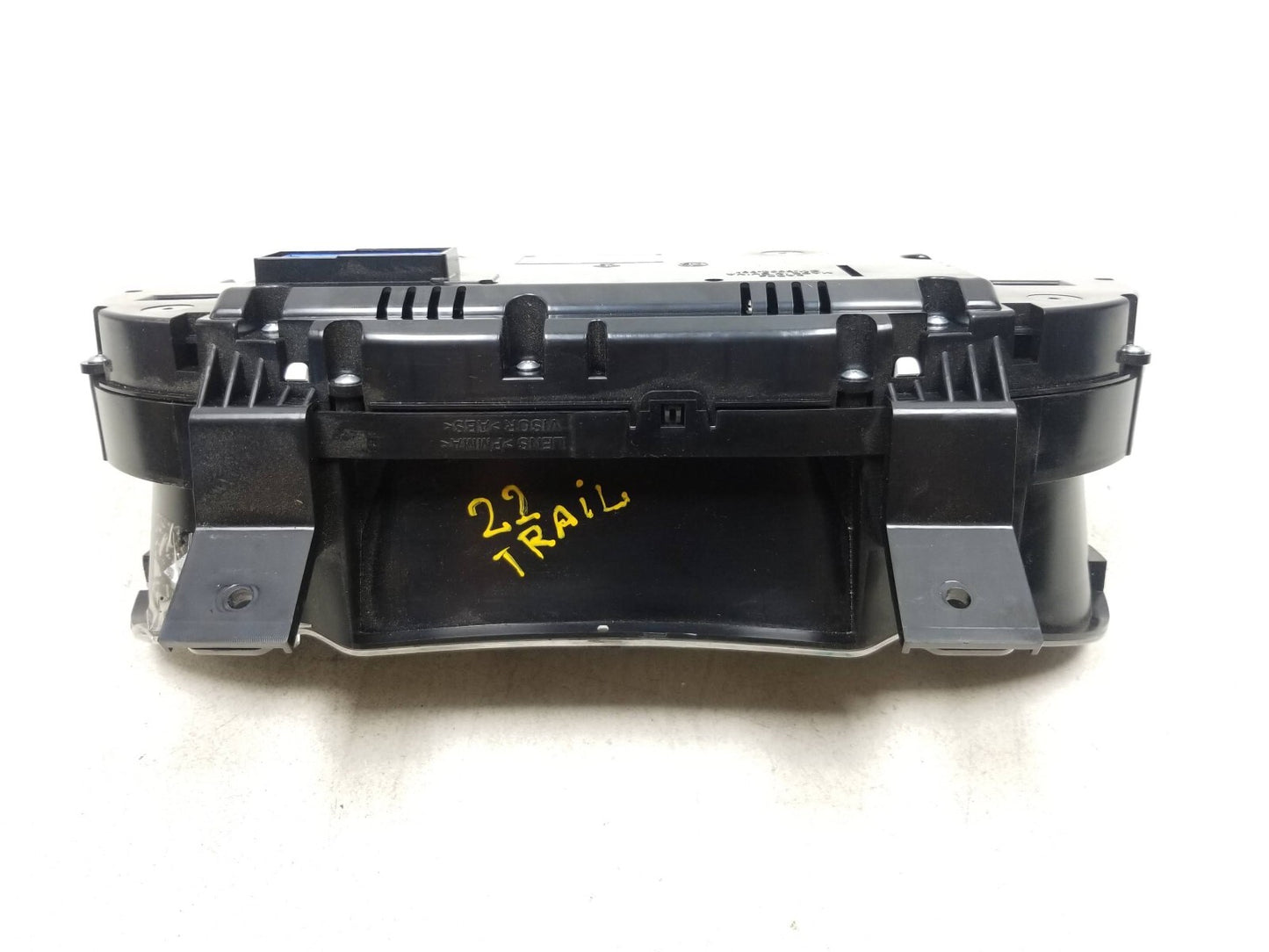 2022 Chevrolet Trailblazer Speedometer Instrument Cluster OEM 19k
