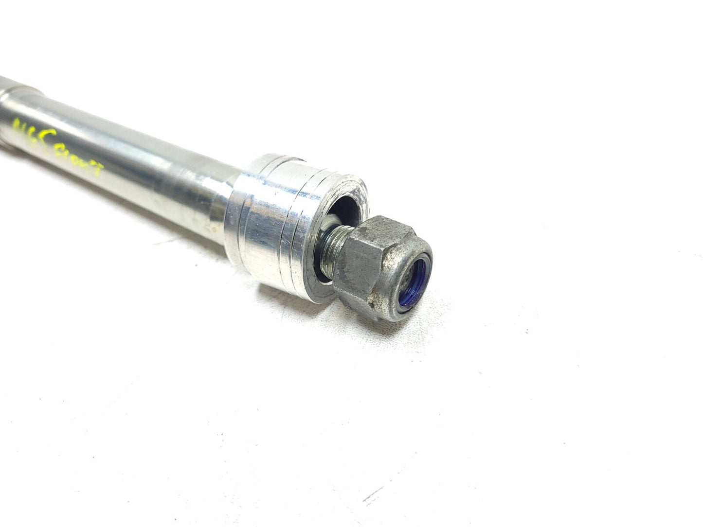 2014 - 2020 Harley Xg750 Street 750 Front Wheel Axle OEM