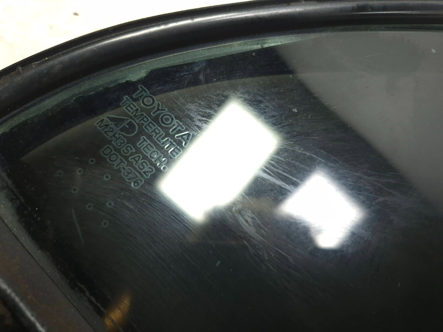 2007 Toyota Corolla Rear Door Vent Window Glass Passenger Side Right OEM