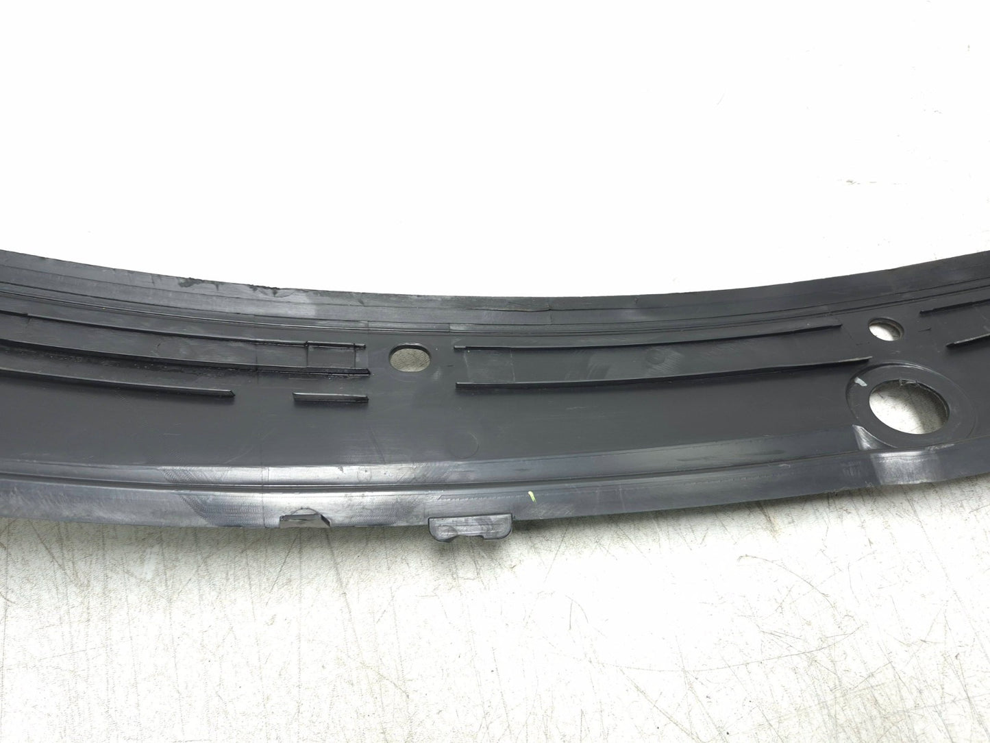 2008 BMW X6 E71 Windshield Wiper Cover Vent Cowl Grille Panel OEM