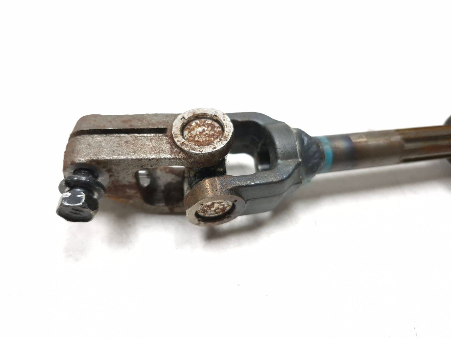 2014 Hyundai Accent Lower Steering Shaft OEM 56400-1r200