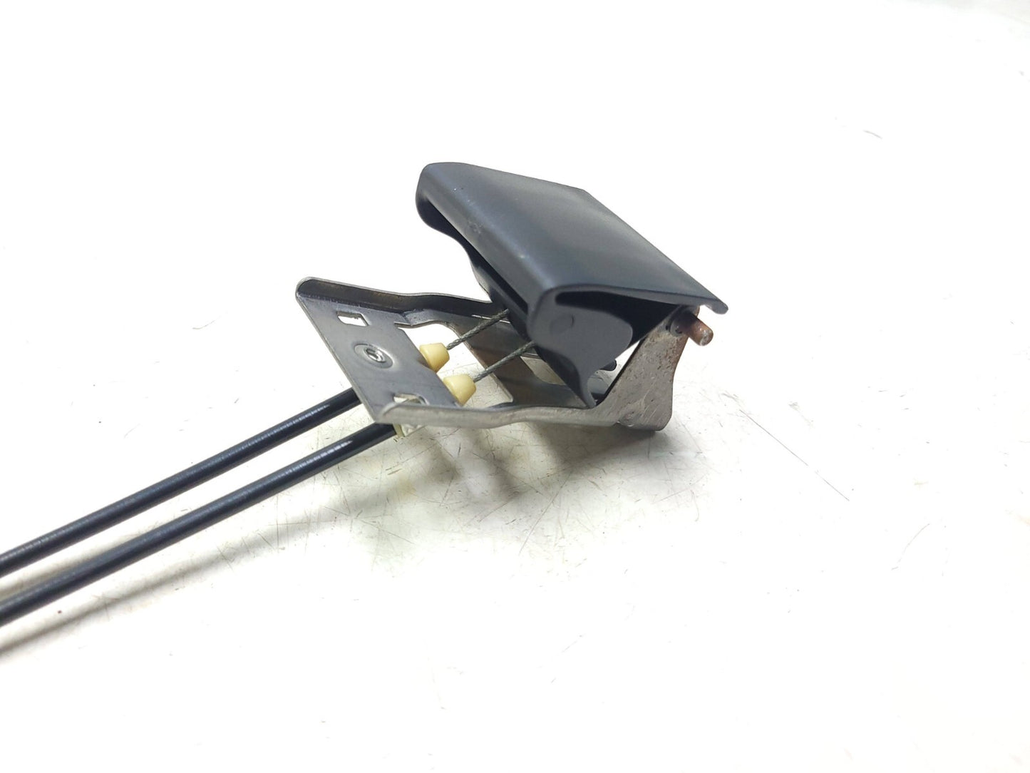 2009 - 2013 Hyundai Genesis Coupe Front Seat Pull Switch Handle Passenger OEM