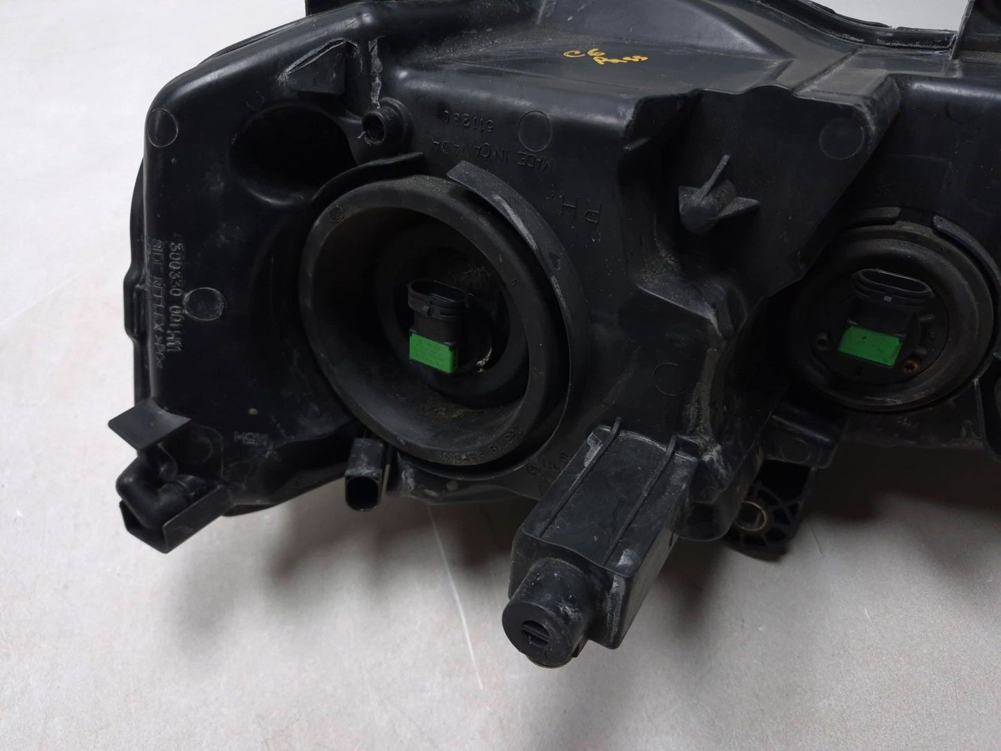 2016 Dodge Grand Caravan Headlight Passenger Side Right OEM