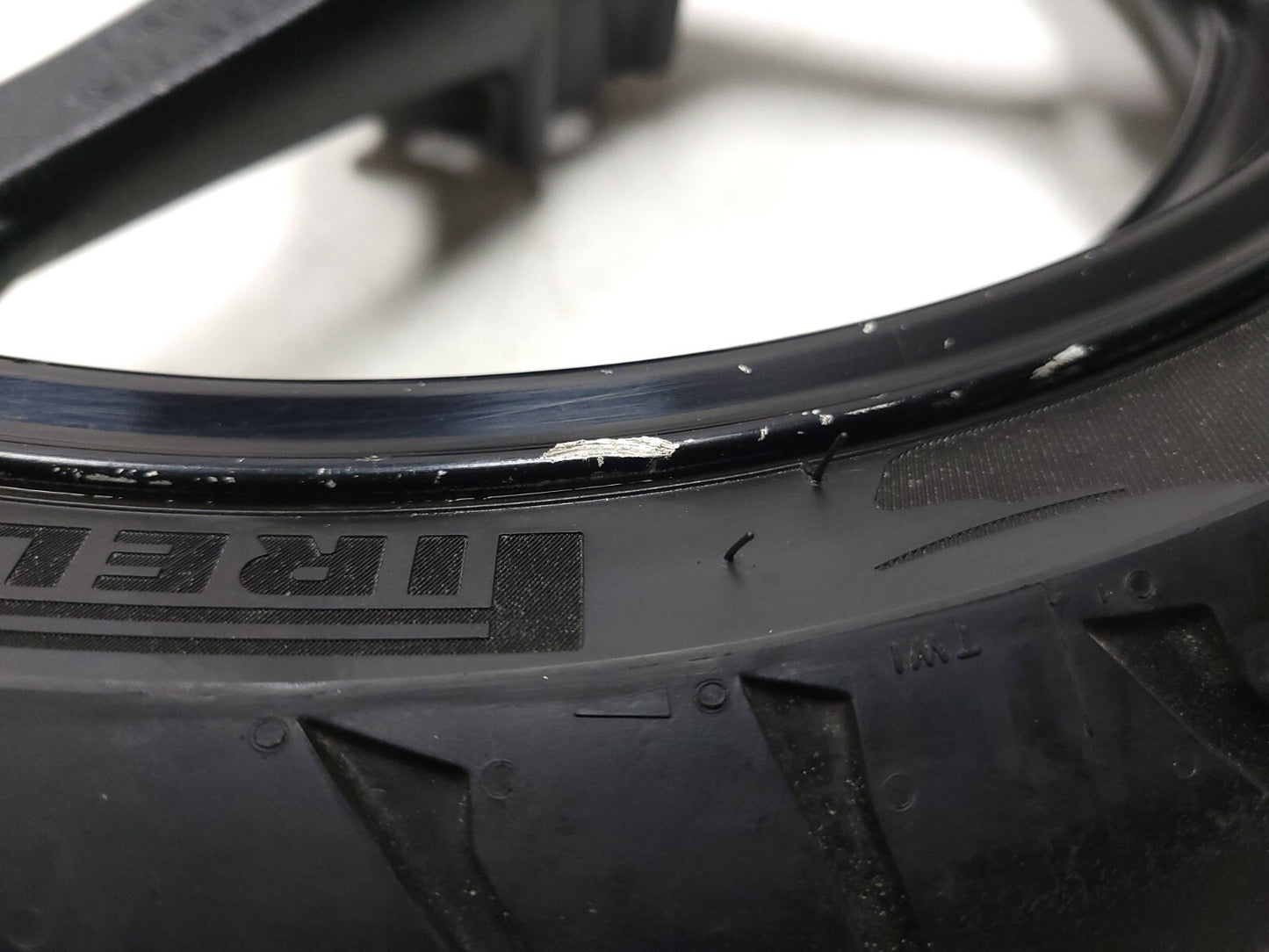 2004 - 2007 Honda Cbr1000rr Wheel Rim W/ Tire Front & Rear *straight* OEM