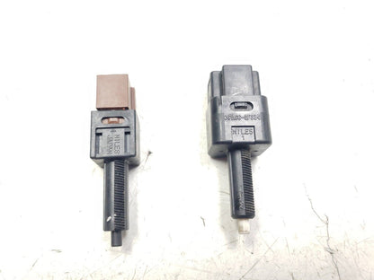 06 - 09 Infiniti M35 Brake Pedal Switch Pair OEM