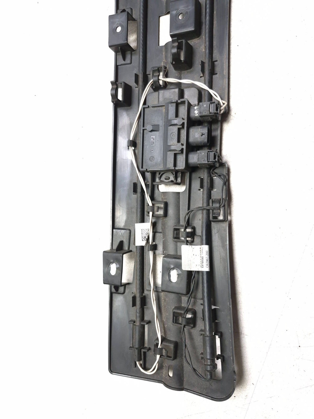 2024 Alfa Romeo Stelvio Hands Free Liftgate Opening Sensor OEM