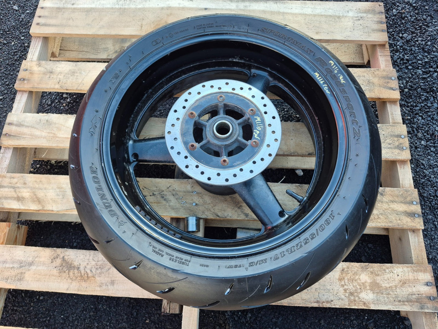 2002 Yamaha R6 Yzf-r6 Rear Wheel Rim J17xmt5.50 & Tire 180/55zr17 OEM