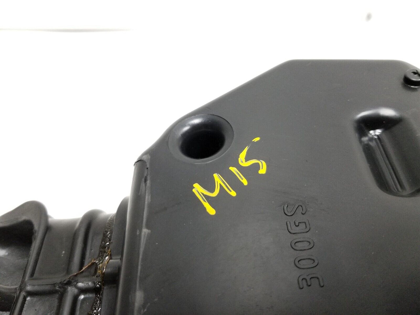 20 - 24 Benelli 302s Air Filter Housing Box OEM 1609 Miles