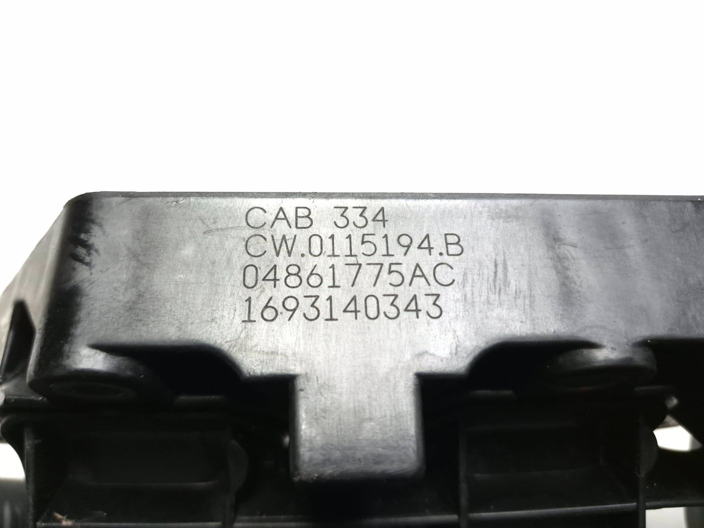 2014 Fiat 500l Intake Manifold OEM