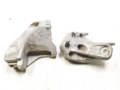 2017-2019 Alfa  Romeo Stelvio Motor Mount Bracket 2.0l OEM