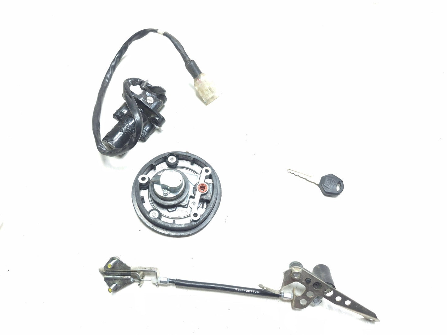 2016 Yamaha Yzf R3 Ignition Set Lock Switch & Fuel Cap Lock OEM