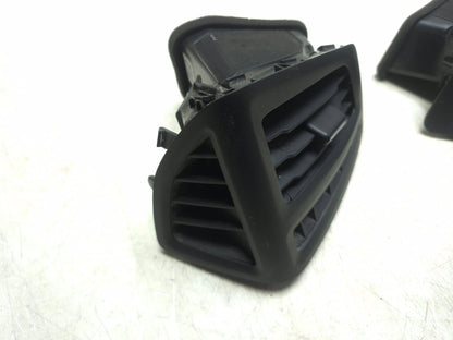 2016 Ford Transit Connect Dash Ac Heater Air Vent Left & Right OEM