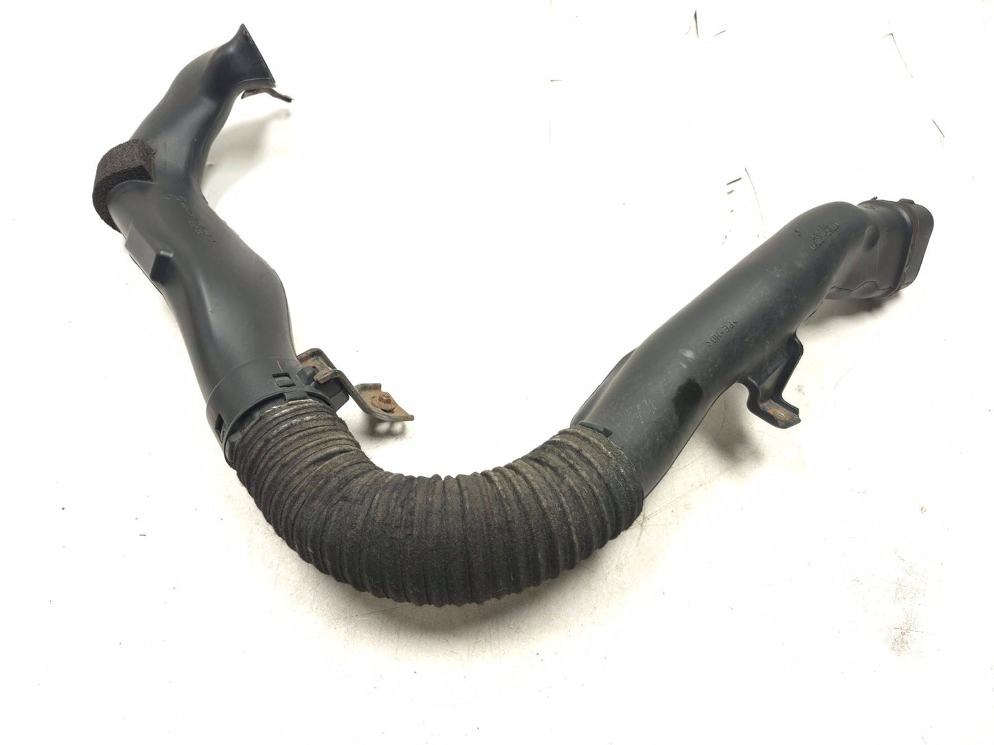 2010 Lexus Hs250h Air Cleaner Intake Inlet Duct Tube  OEM