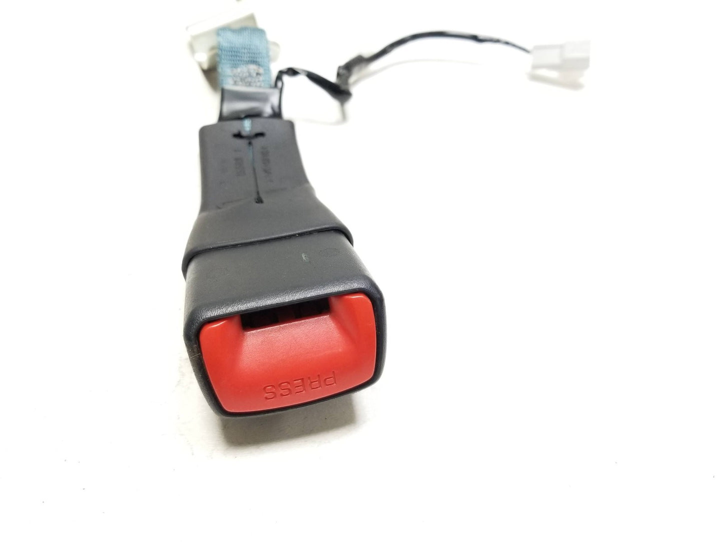 11-17 Lexus CT200h Rear Seat Belt Buckle Passenger Side Oem✅