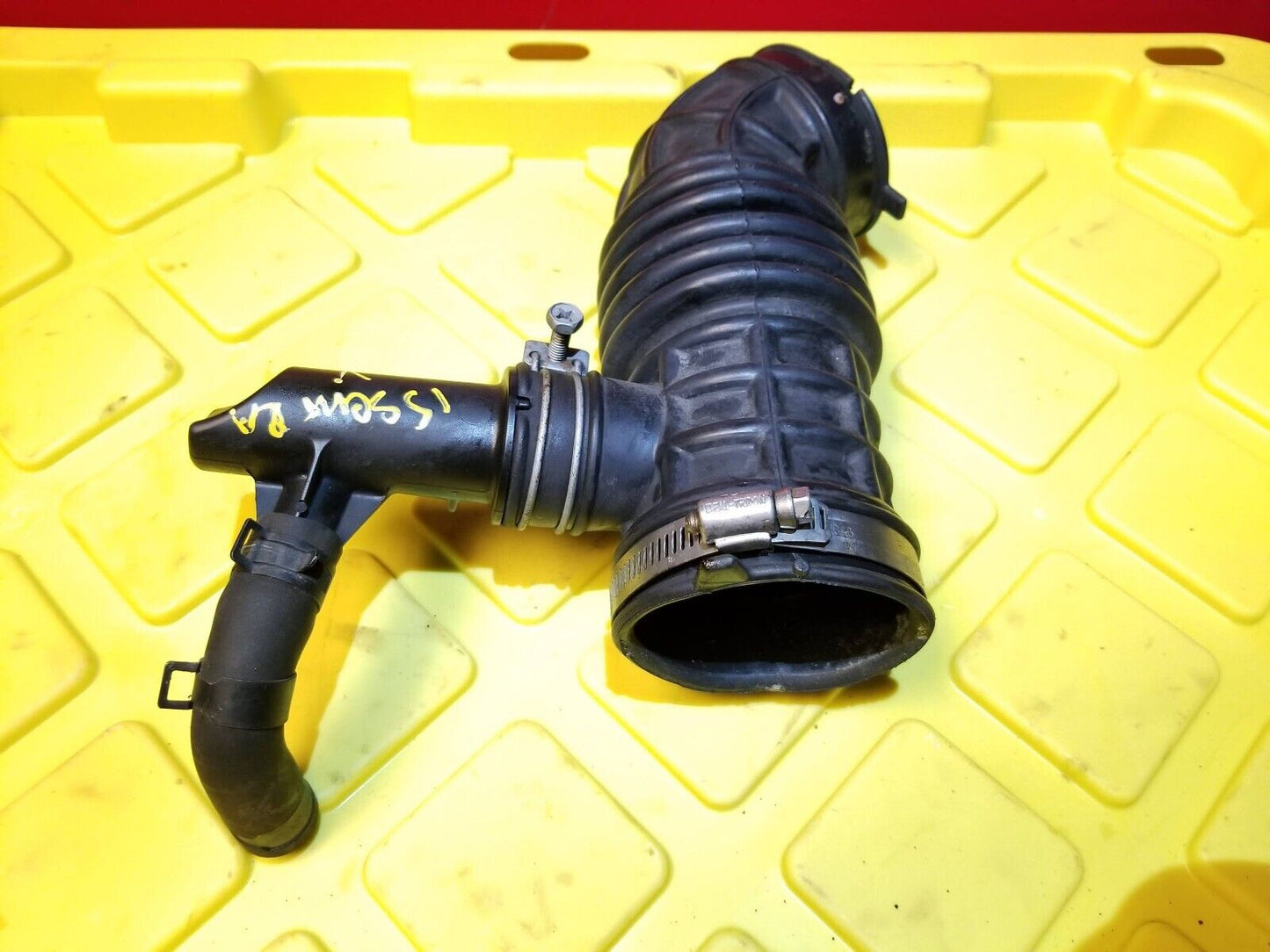 13 - 16 Nissan Sentra Air Intake Duct 1.8l OEM