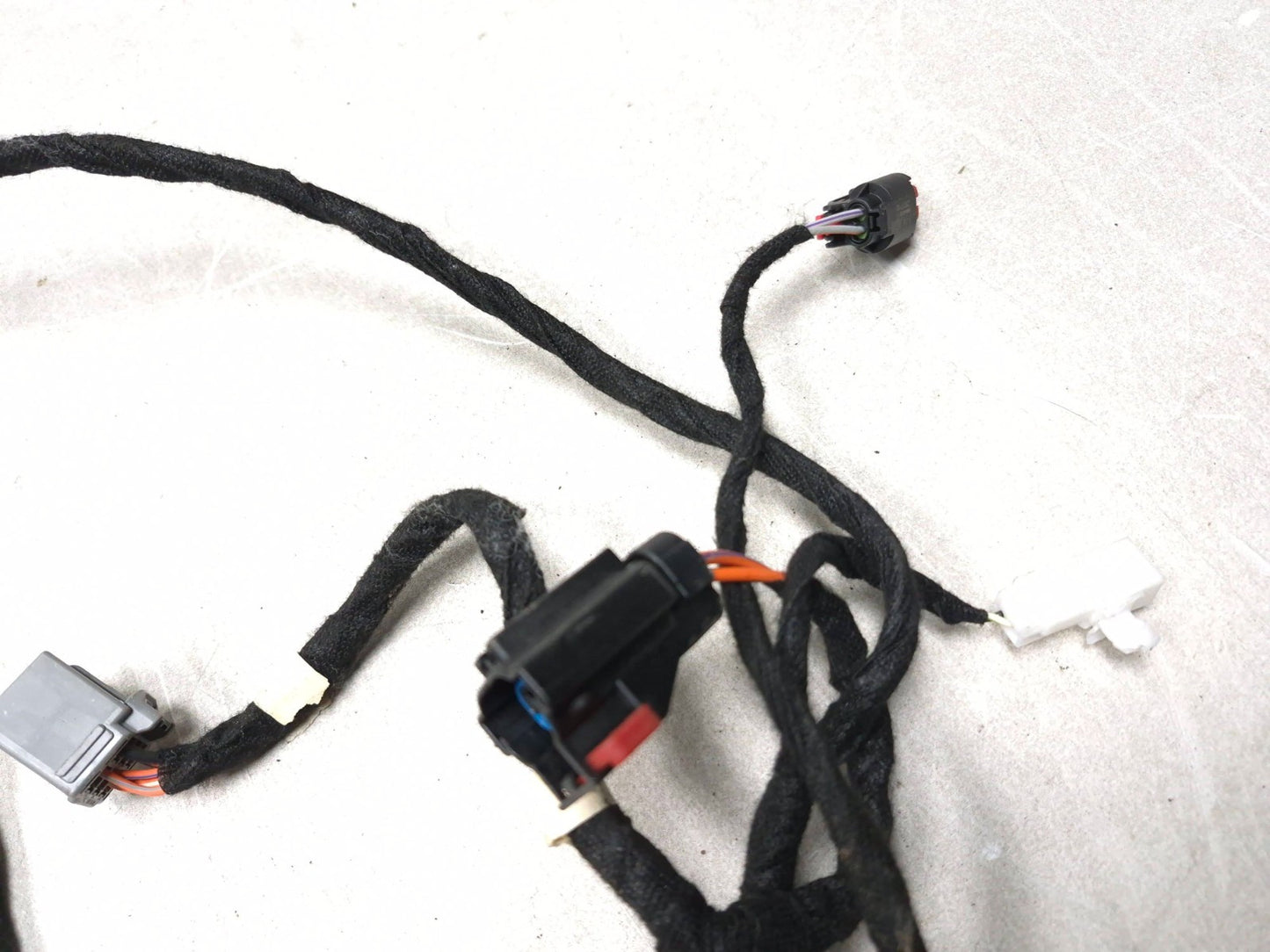 2018 Chrysler 300 Limited AWD Rear Driver Side Door Wiring Harness OEM