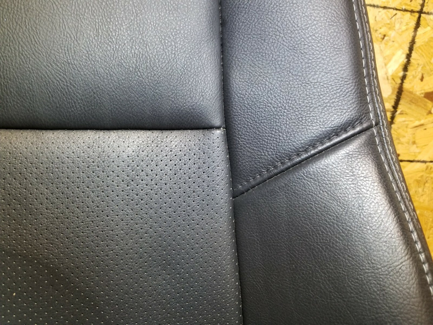 2016 Jeep Compass Front Driver Seat Left Leather OEM 30k Miles
