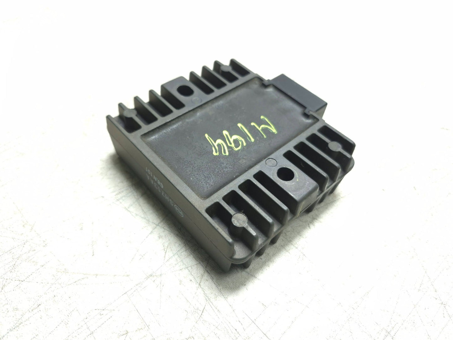 2009 Yamaha Fz6r Voltage Regulator Rectifier OEM