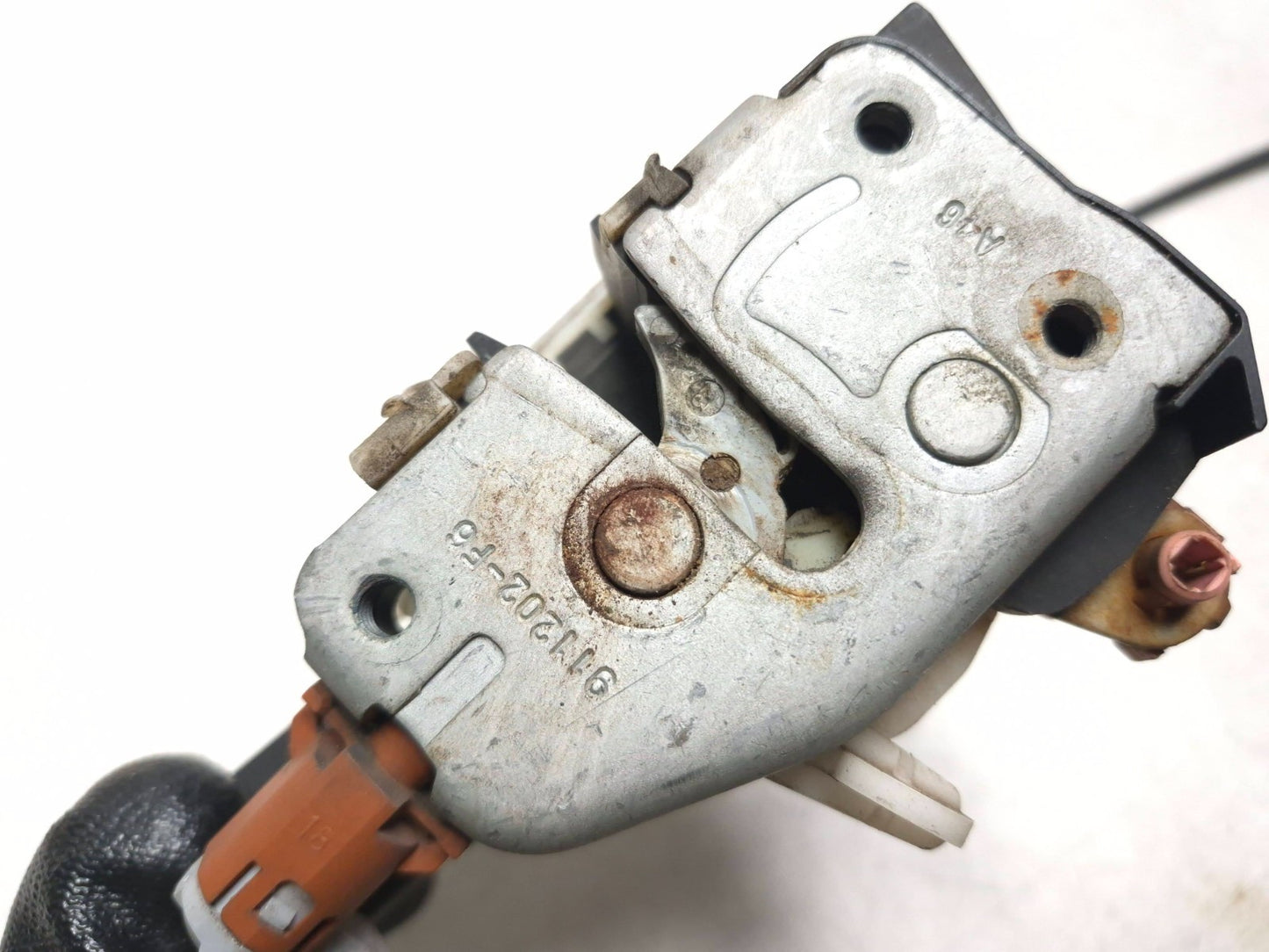 2008 Lincoln Navigator Front Door Lock Latch Actuator Passenger Side Right OEM