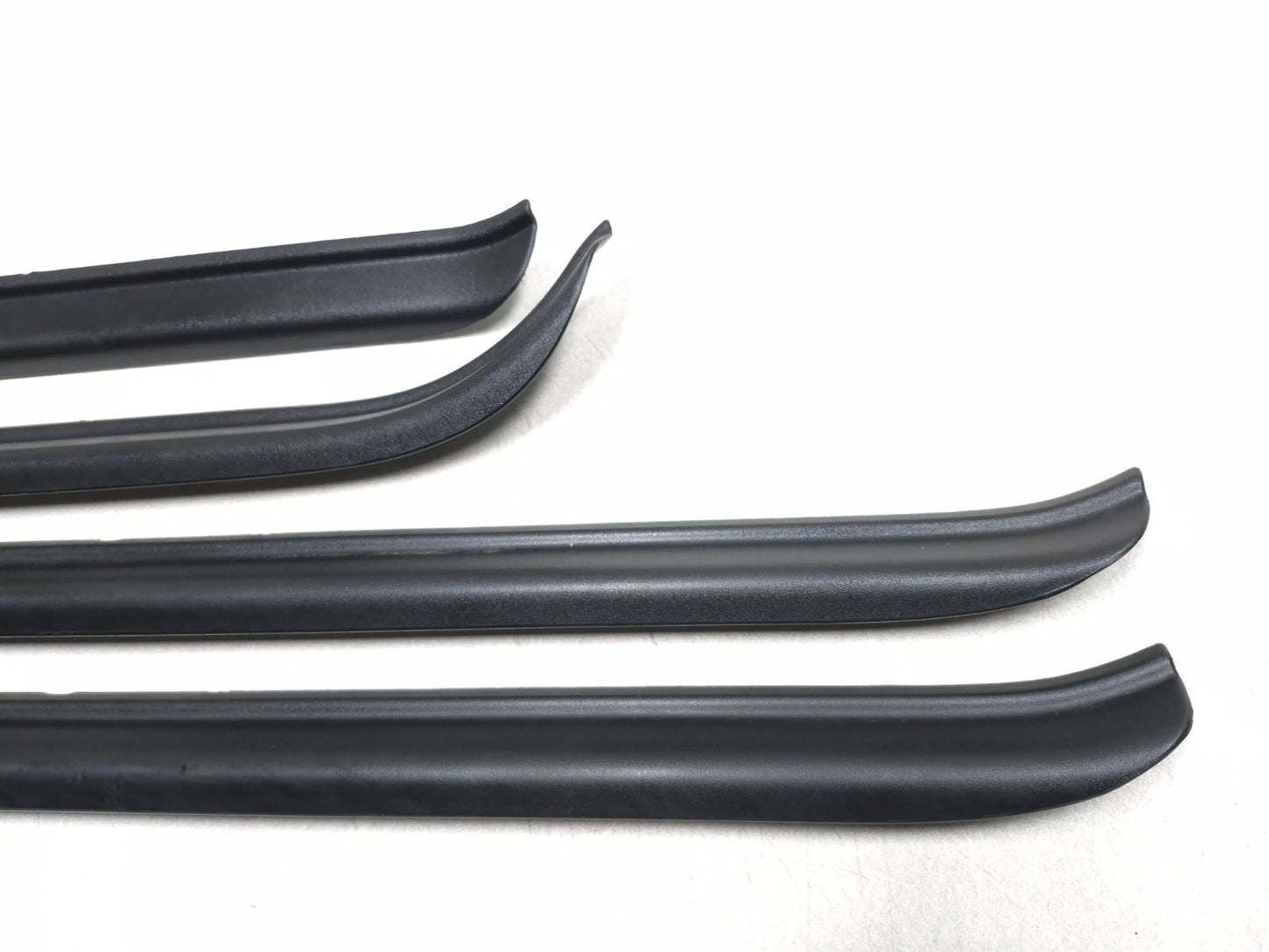 2007 Saab 9-5 Aero Door Step Trim Sill Molding 4pcs OEM