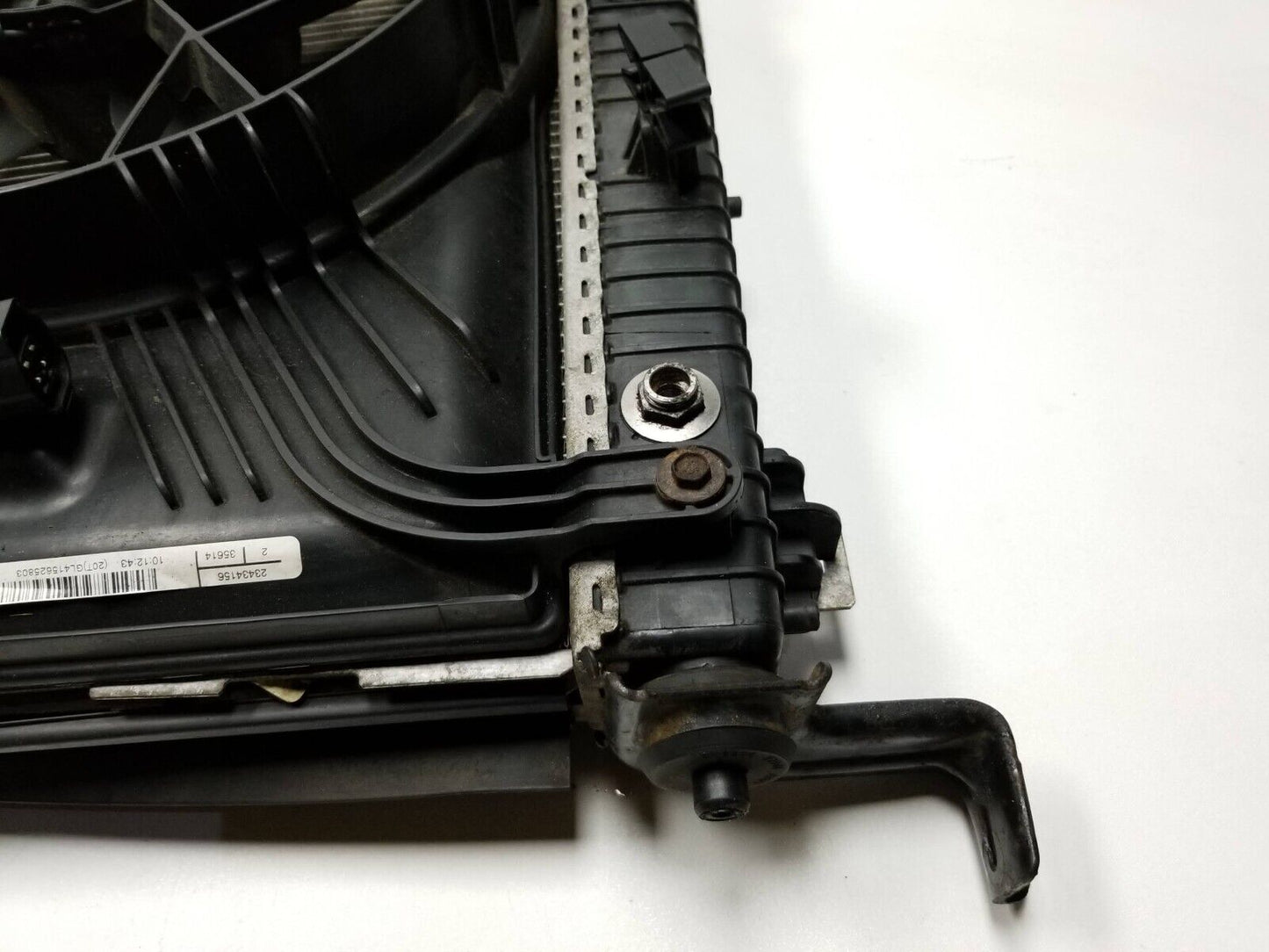 13 14 15 16 GMC Acadia Radiator Condenser Cooling Fan Assy OEM