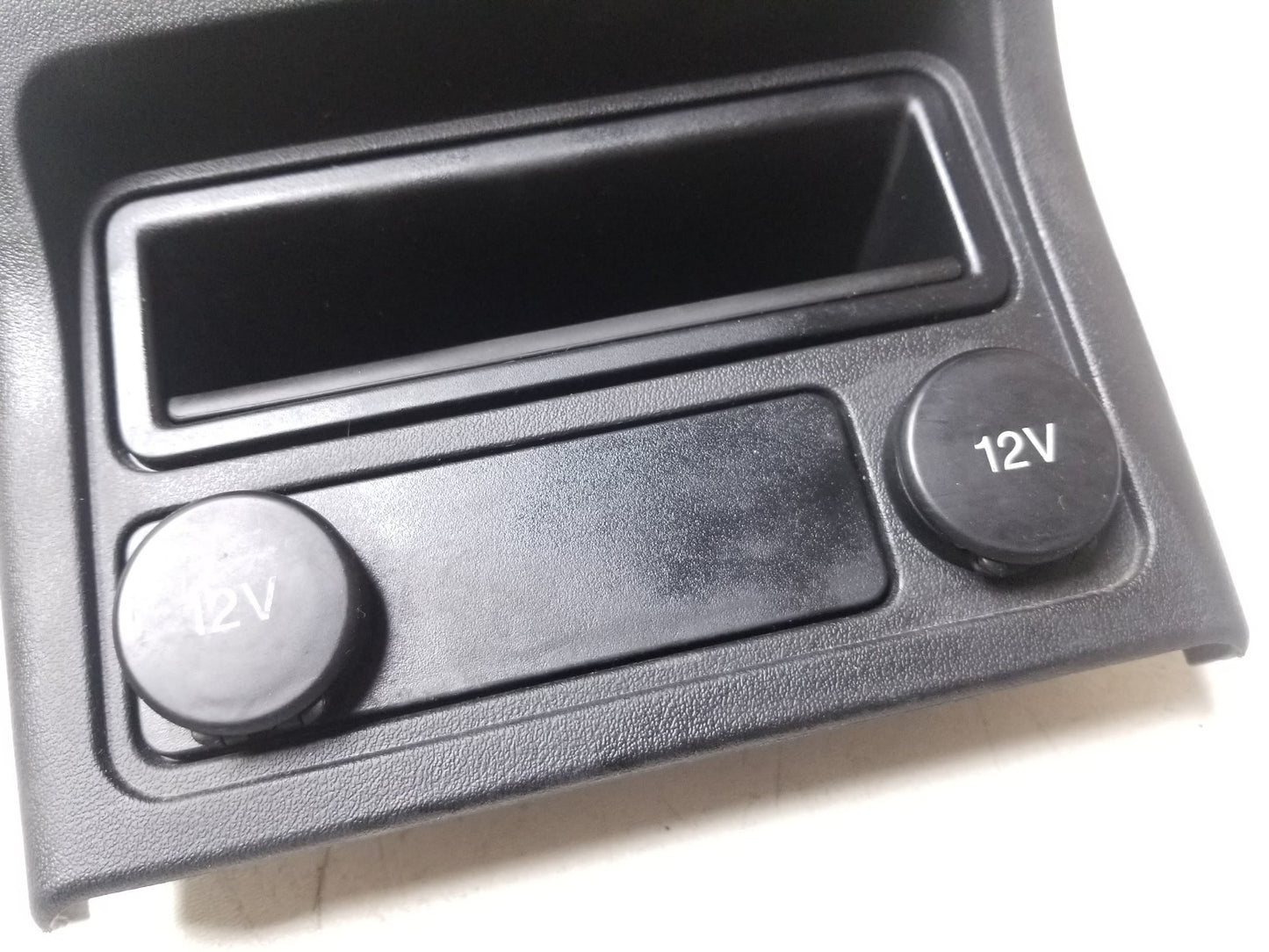 2017 Jaguar Xe Rear Center Console AC Heater Air Vent Grille OEM