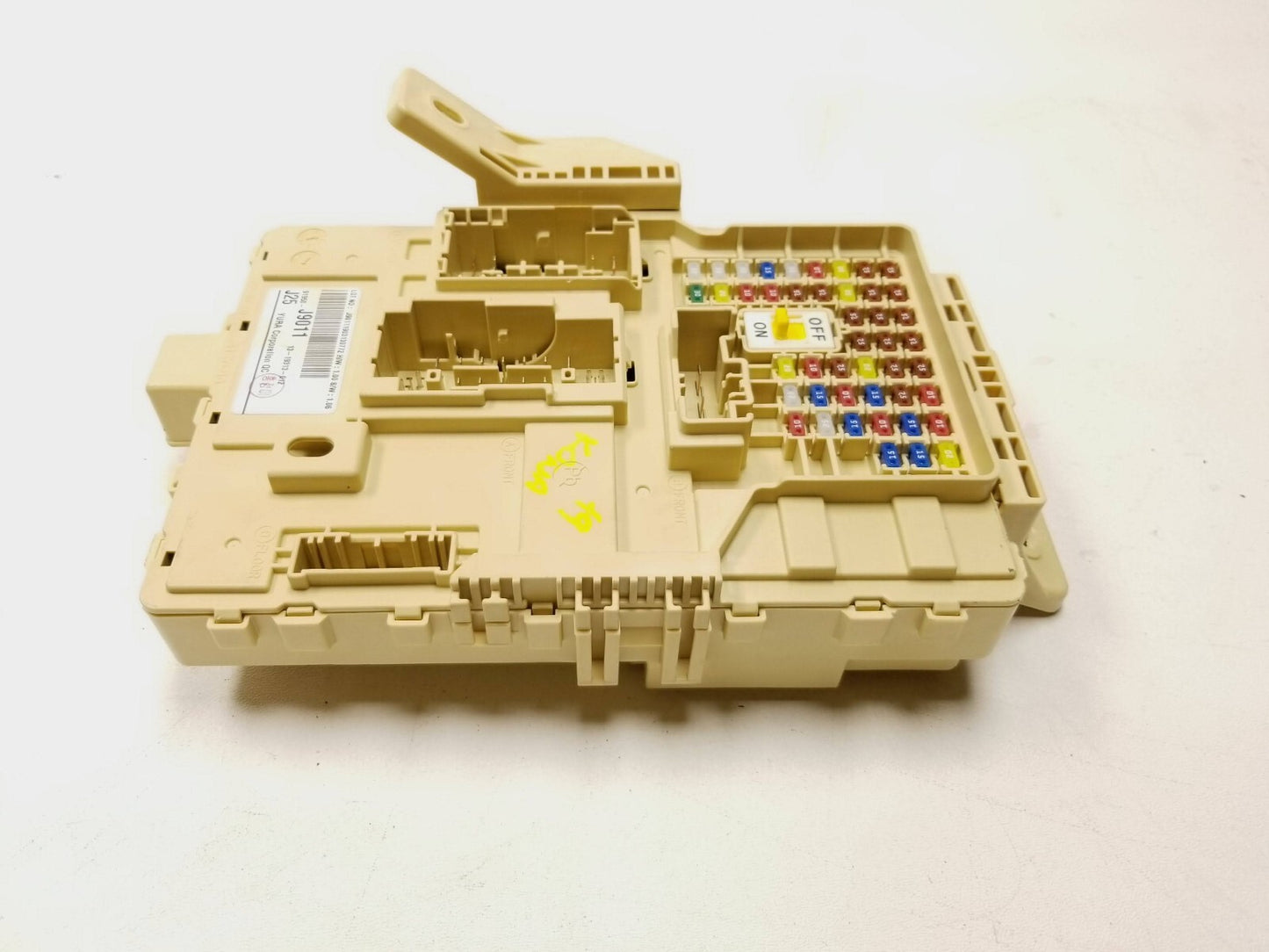 2019 Hyundai Kona Instrument Panel Fuse Box OEM