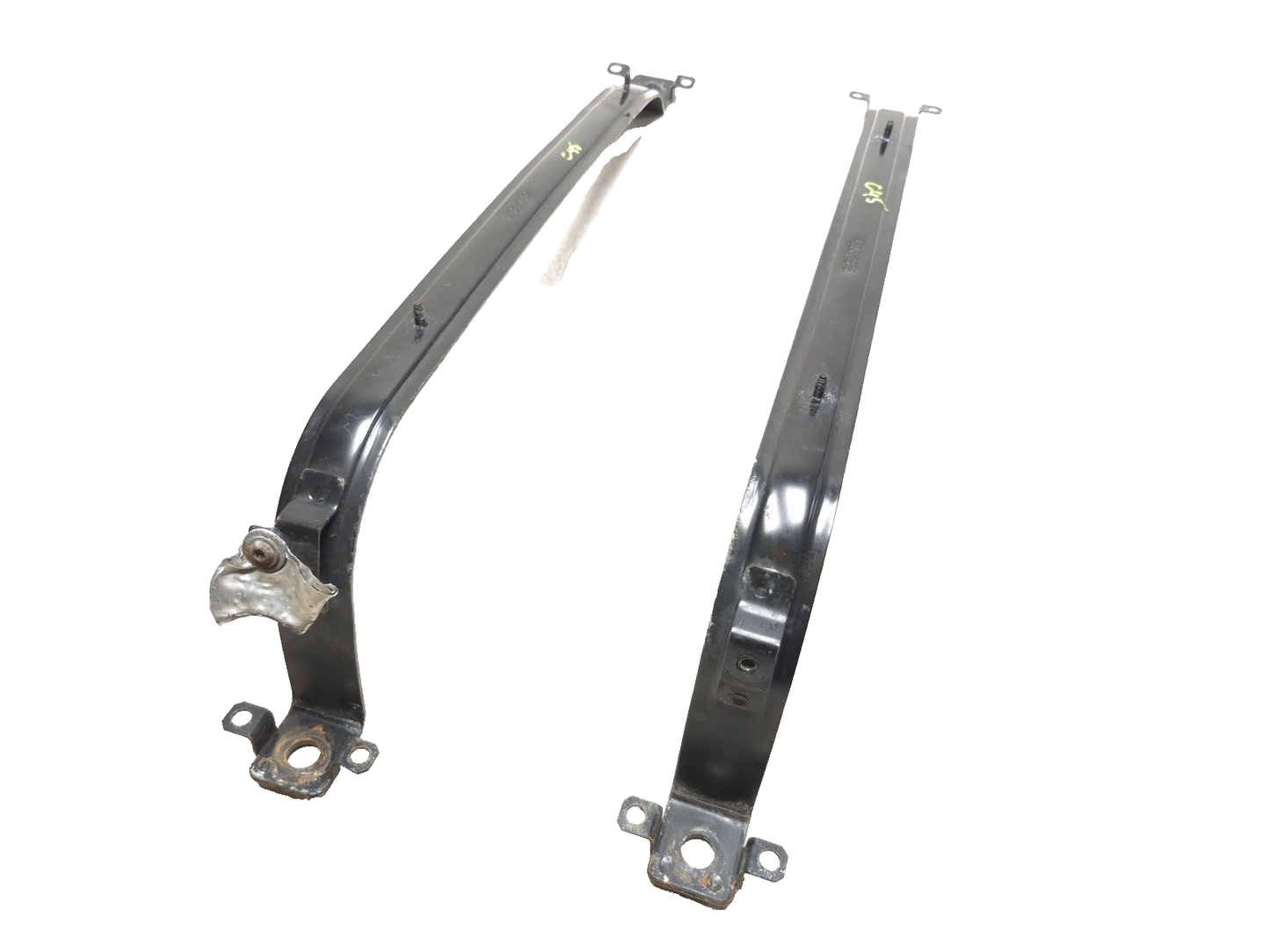 2021 Alfa Romeo Giulia Fuel Tank Strap Pair Oem✅