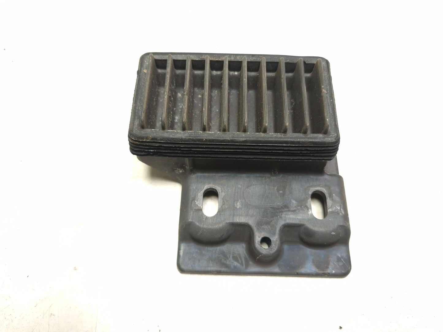 2024 Yamaha R3 Yzfr3 Voltage Regulator Rectifier W/ Cover Pair OEM