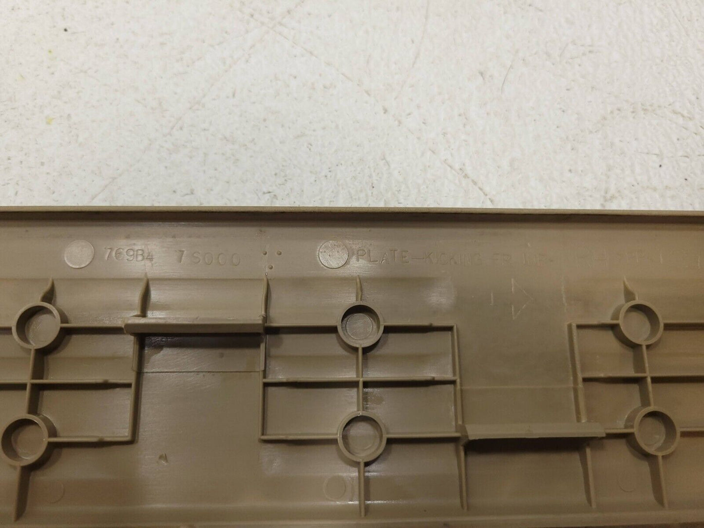2006-2012 Nissan Armada Front Door Scuff Plate Trim Passenger Side Right OEM