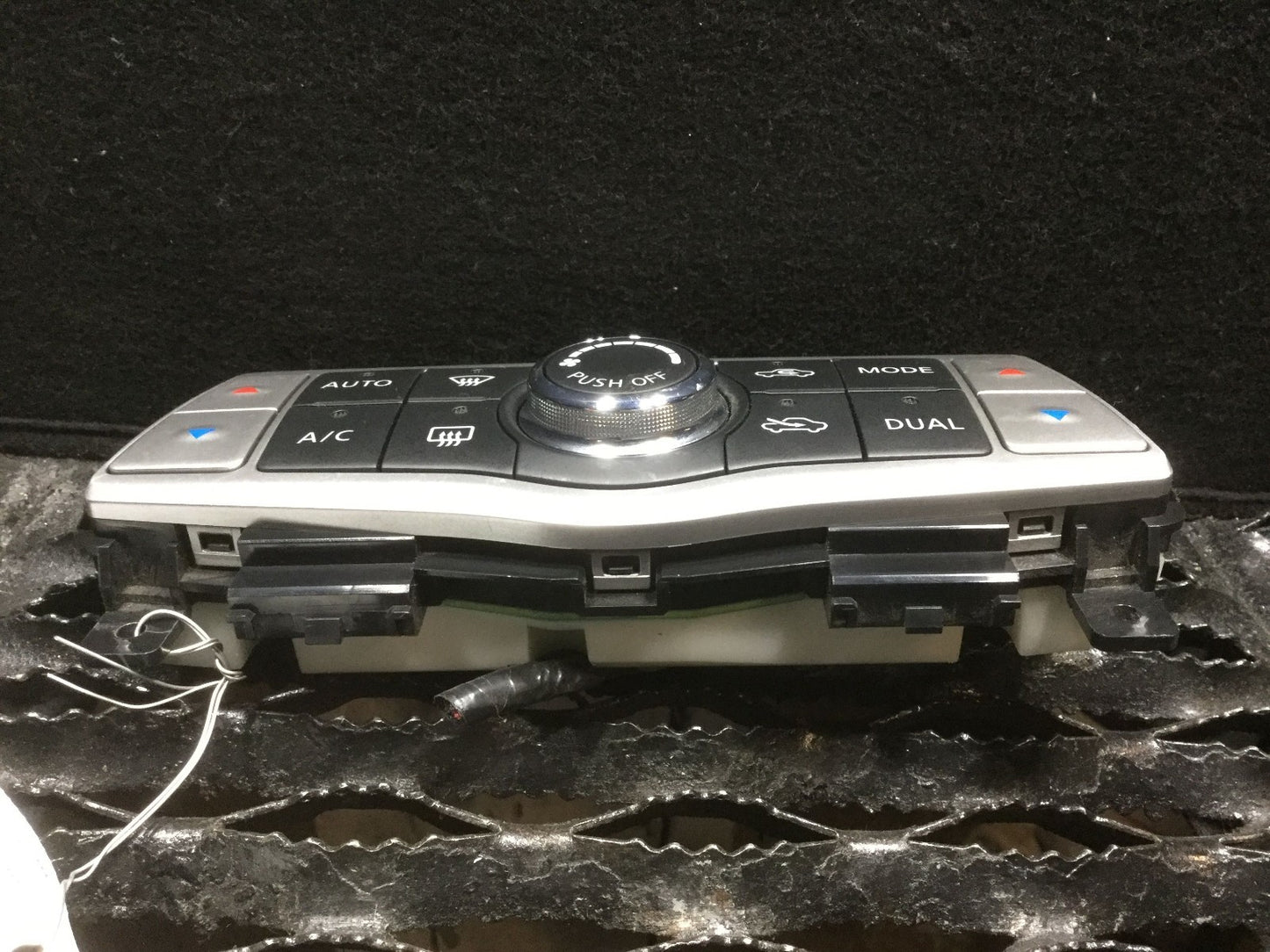 09-14 Nissan Maxima AC Heater Climate Temperature Control OEM N37 56k