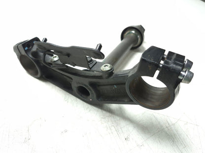 2019 Kawasaki Z400 Er400d Front Fork Lower Triple Tree OEM