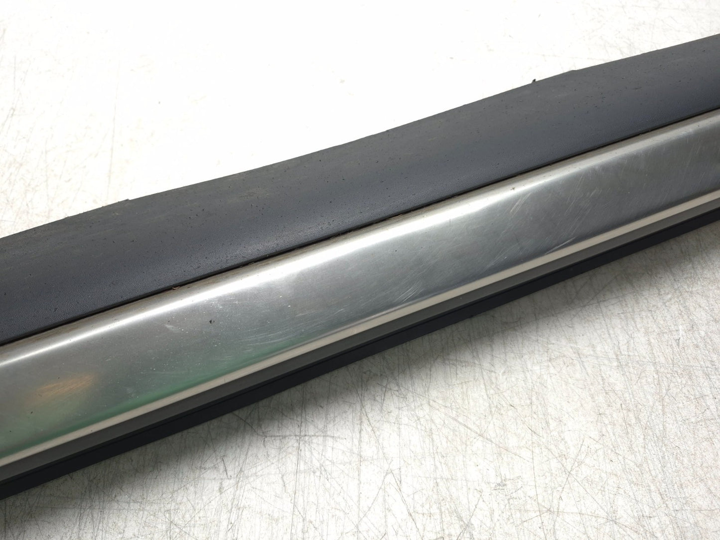 2017 Dodge Journey Right Passenger Side Rocker Panel Skirt Molding OEM