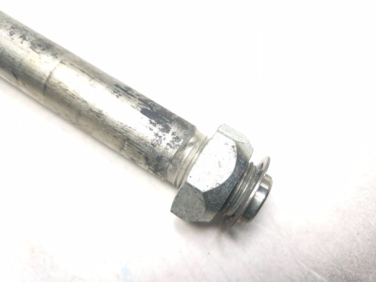 2021 Harley-davidson Sportster Xl1883 Rear Wheel Axle OEM