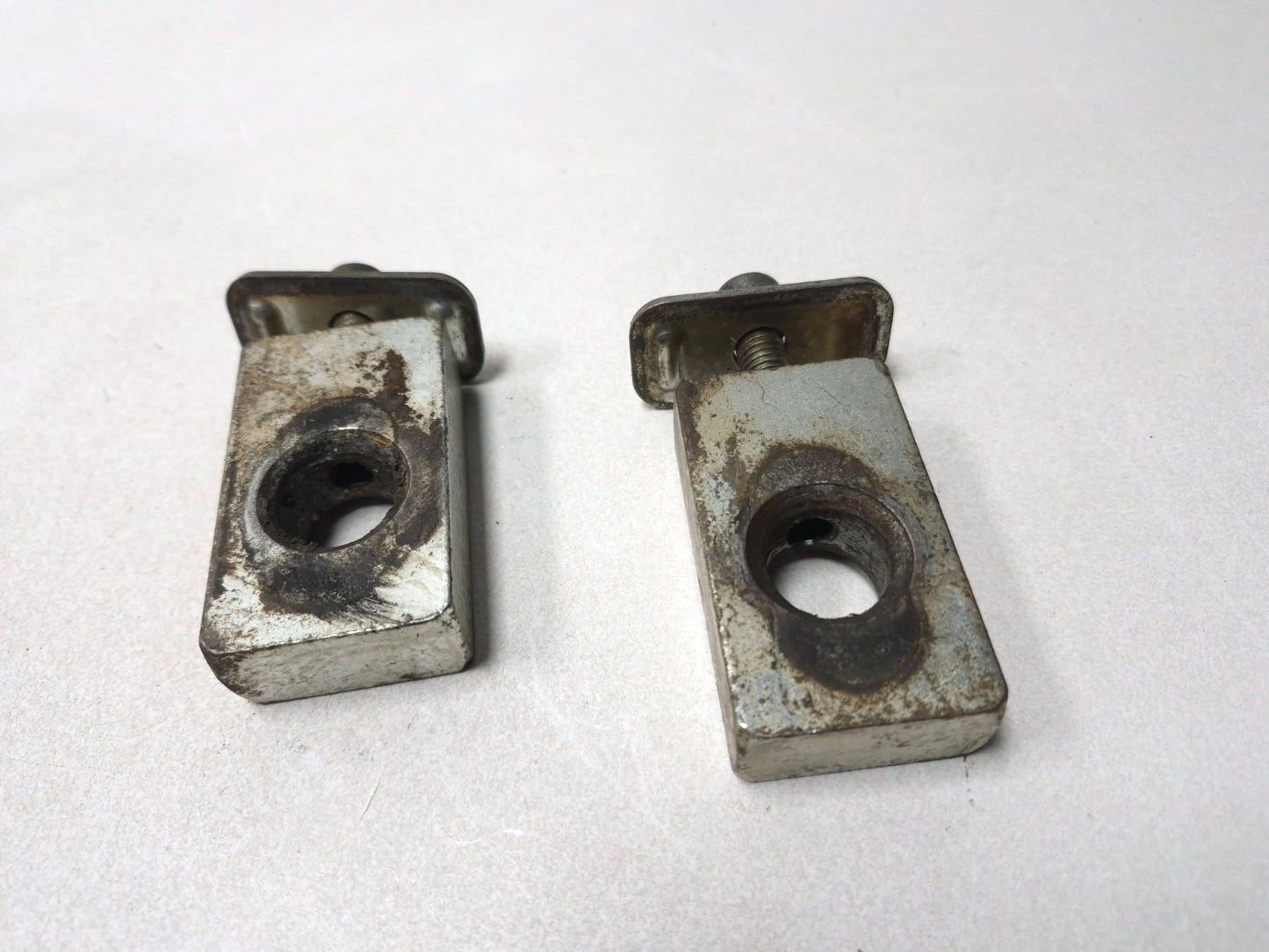 2003 Harley-davidson Fxdl Anniversary Dyna Rear Belt Adjuster Pair OEM