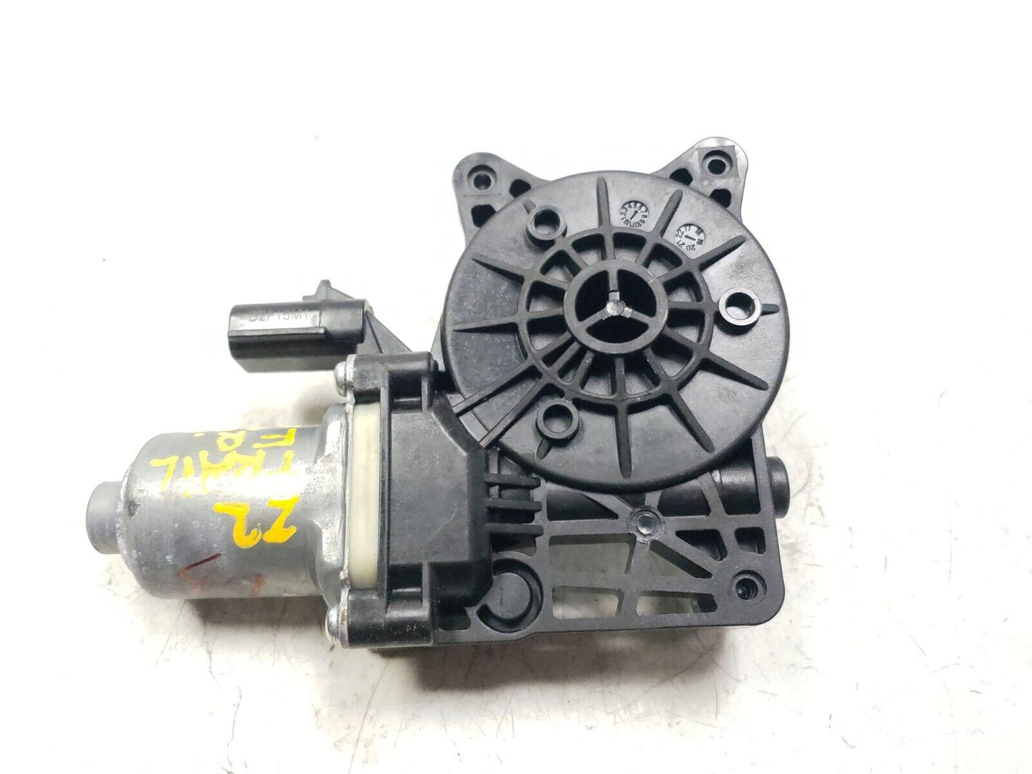 2021 - 2023 Chevrolet Trailblazer Window Motor Front Passenger Side Right OEM