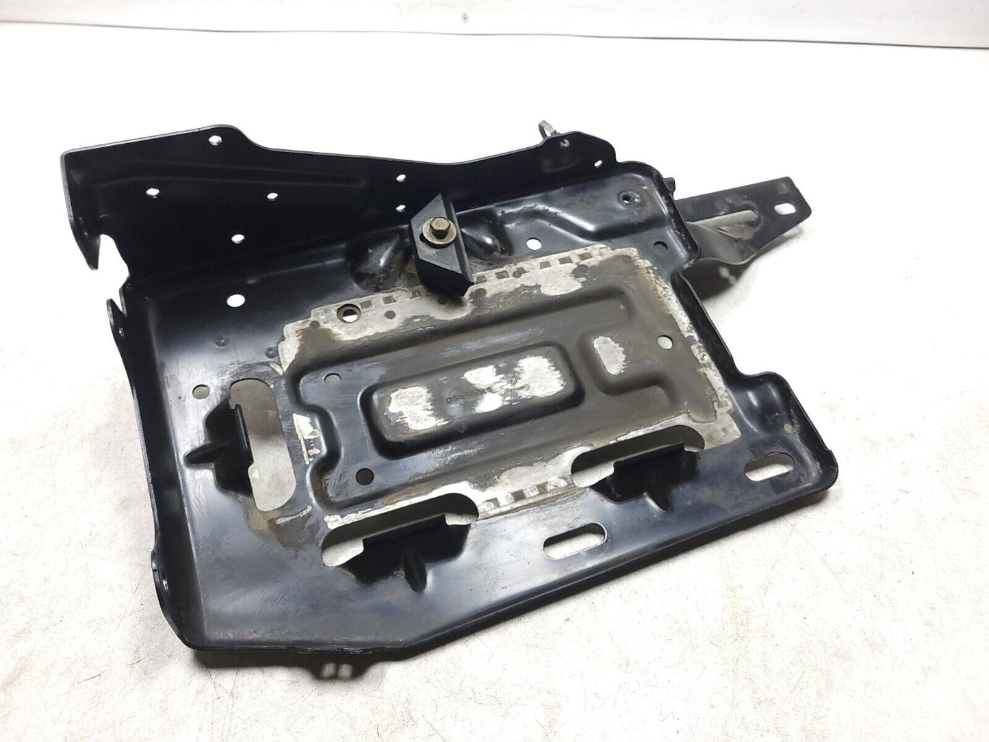 14-19 Chevrolet Silverado 1500 Rear Air Cleaner & Battery Tray Bracket  OEM