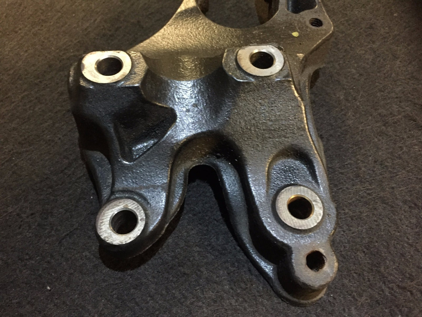 2010 Mini Cooper Transmission Mount Bracket Support Holder OEM