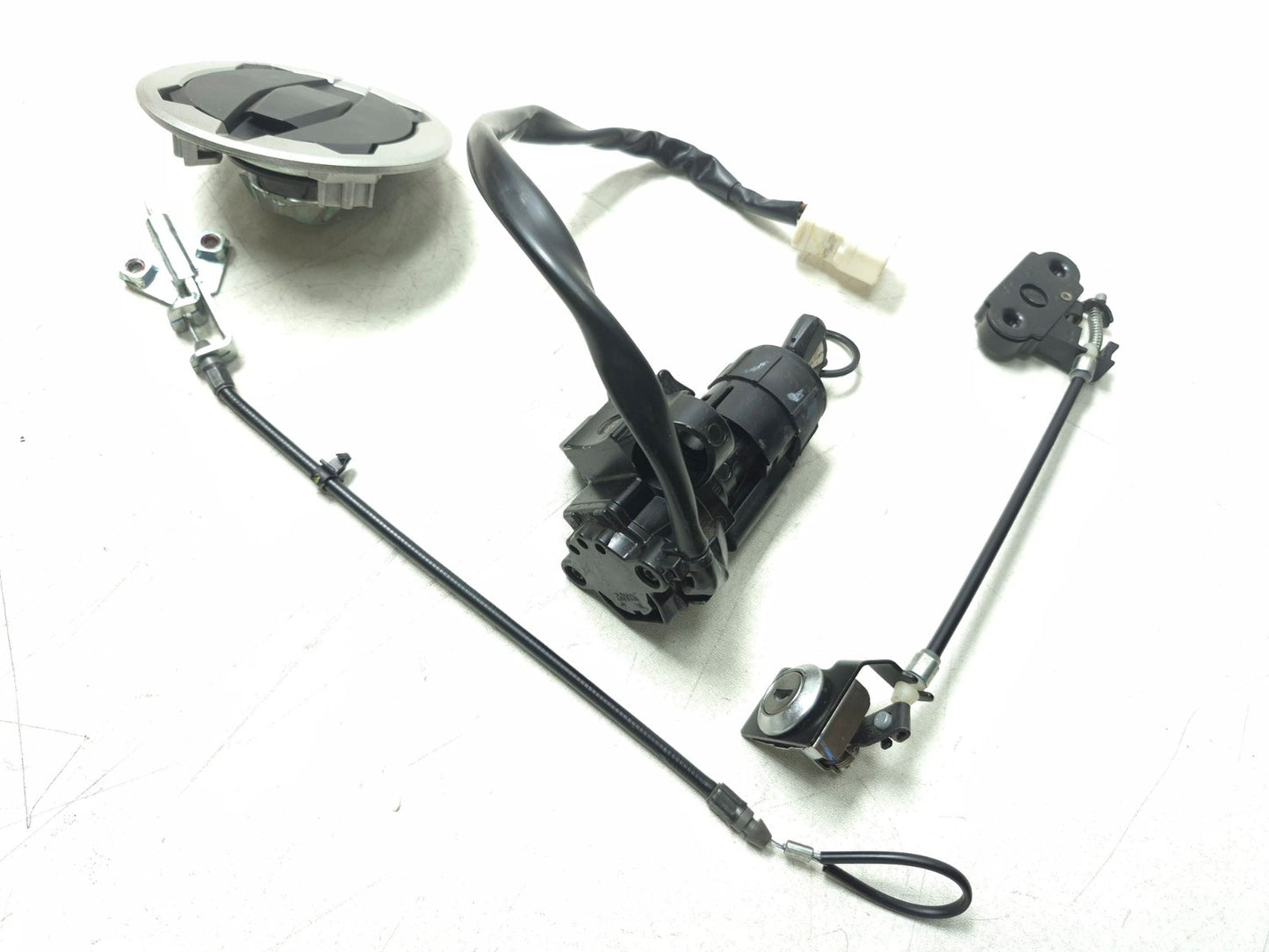2019 Kawasaki Z400 Er400d Ignition Lock Switch & Fuel Cap Lock Set OEM