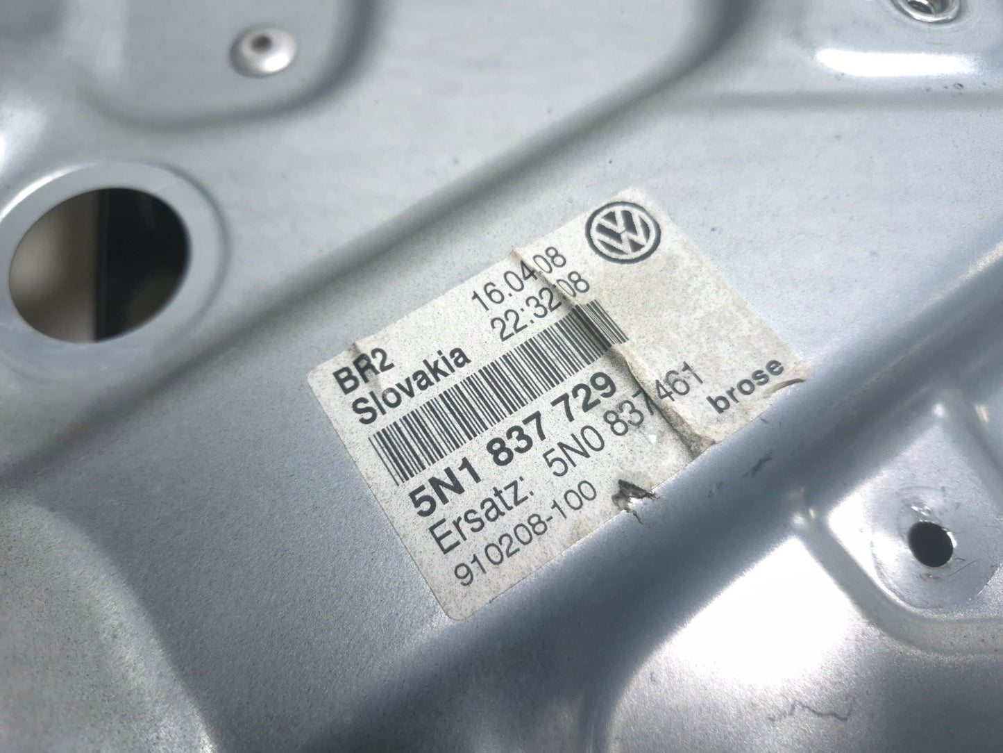 2011 Volkswagen Tiguan Front Left Driver Window Regulator Panel OEM