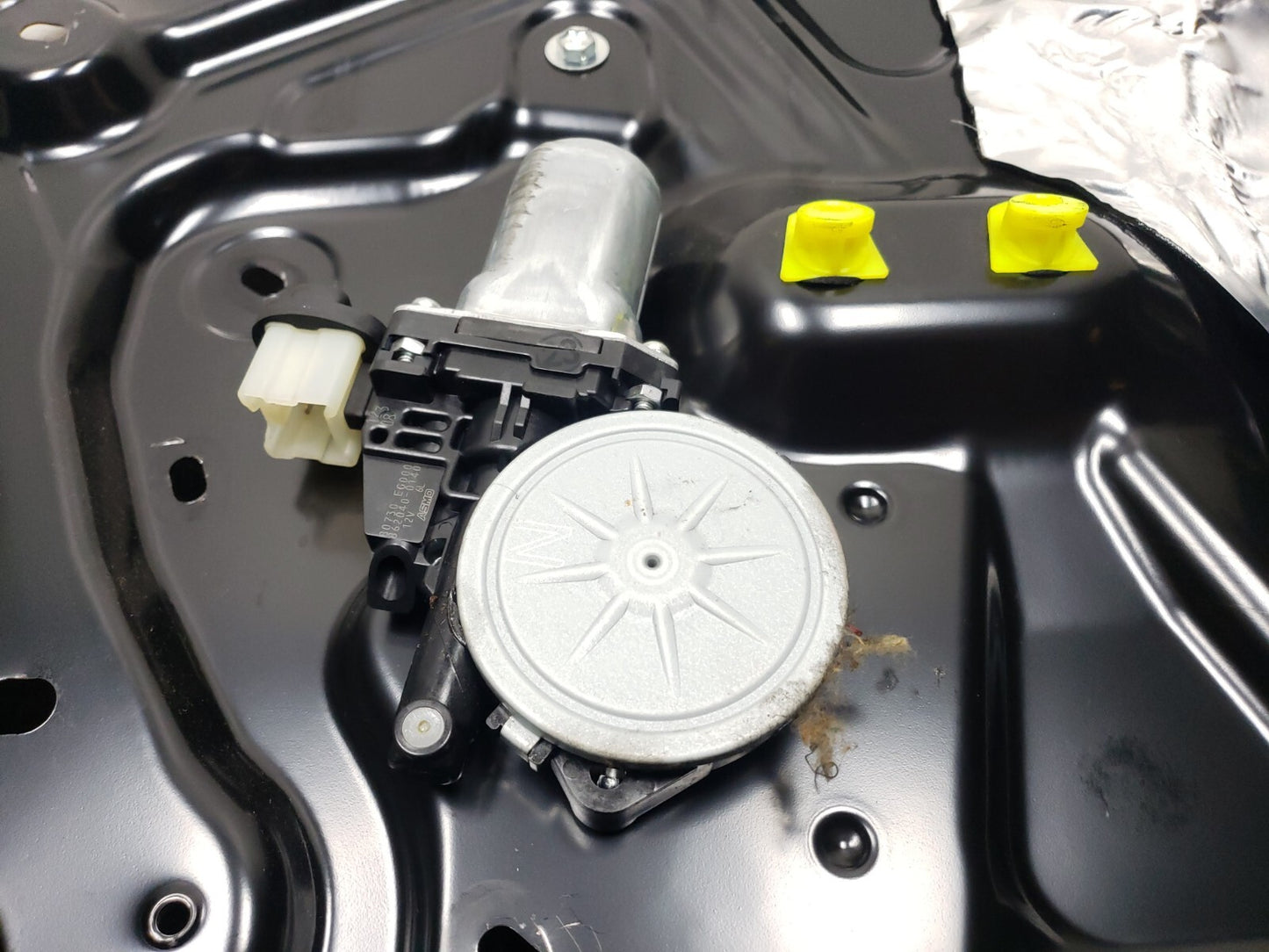 2008 - 2014 Infiniti G37 Window Regulator Motor Front Passenger Side Right OEM