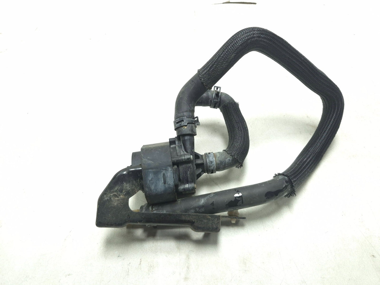 2012 Nissan Leaf Electric Auxiliary Water Pump OEM