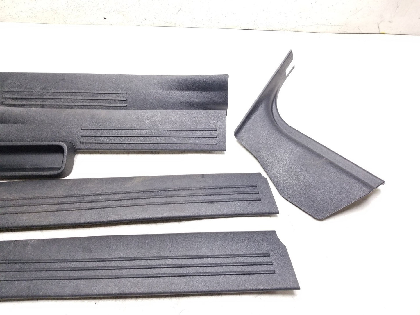 2011 - 2017 Dodge Grand Caravan Door Interior Sill Scuff Trim Cover Set OEM