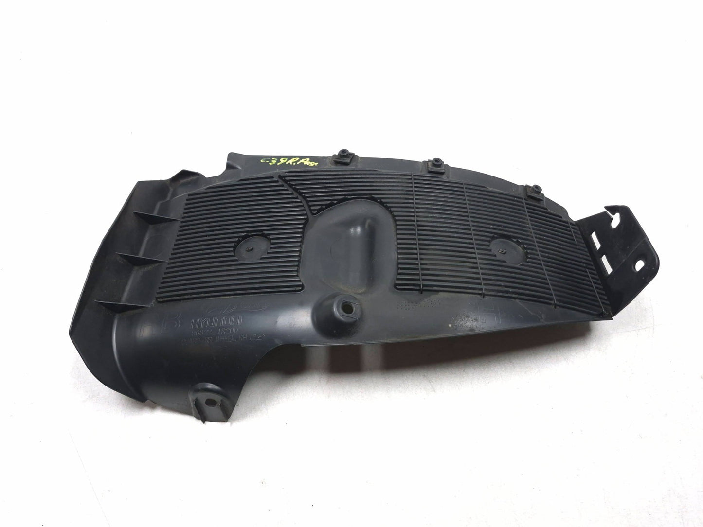 2014 Hyundai Accent Splash Shield Inner Fender Liner 2pcs OEM
