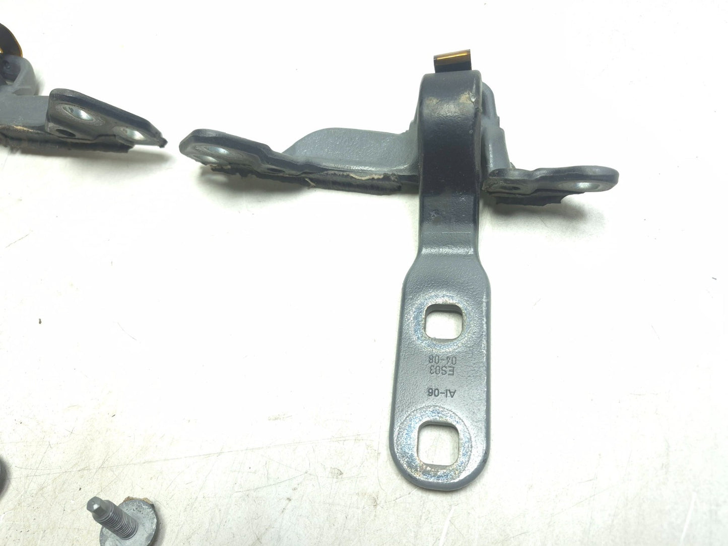 2008 BMW X6 E71 Tailgate Trunk Hinge Left & Right OEM
