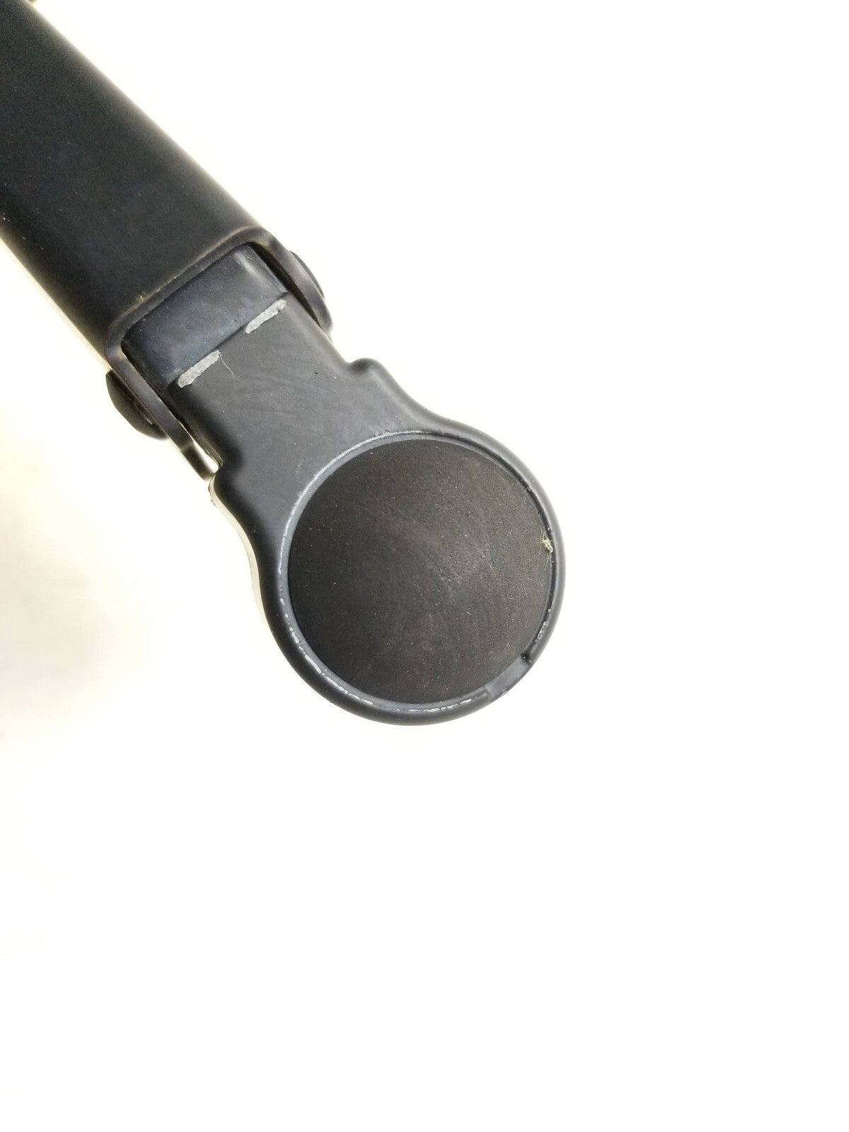 2007-2012 Dodge Caliber Rear Back Glass Rear Wiper Arm 05303787ad  OEM