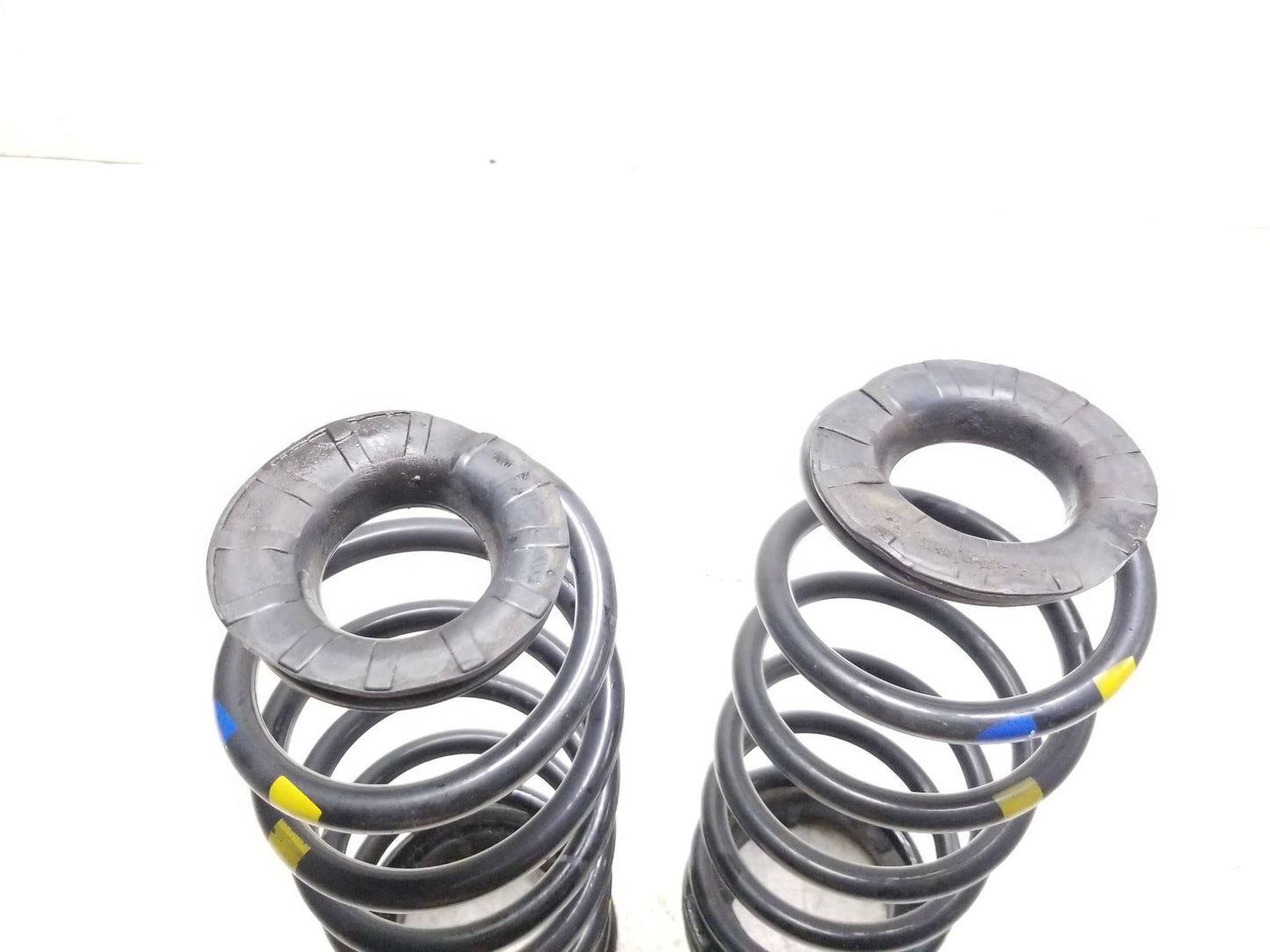 2014 - 2019 Kia Soul Rear Coil Spring Pair OEM